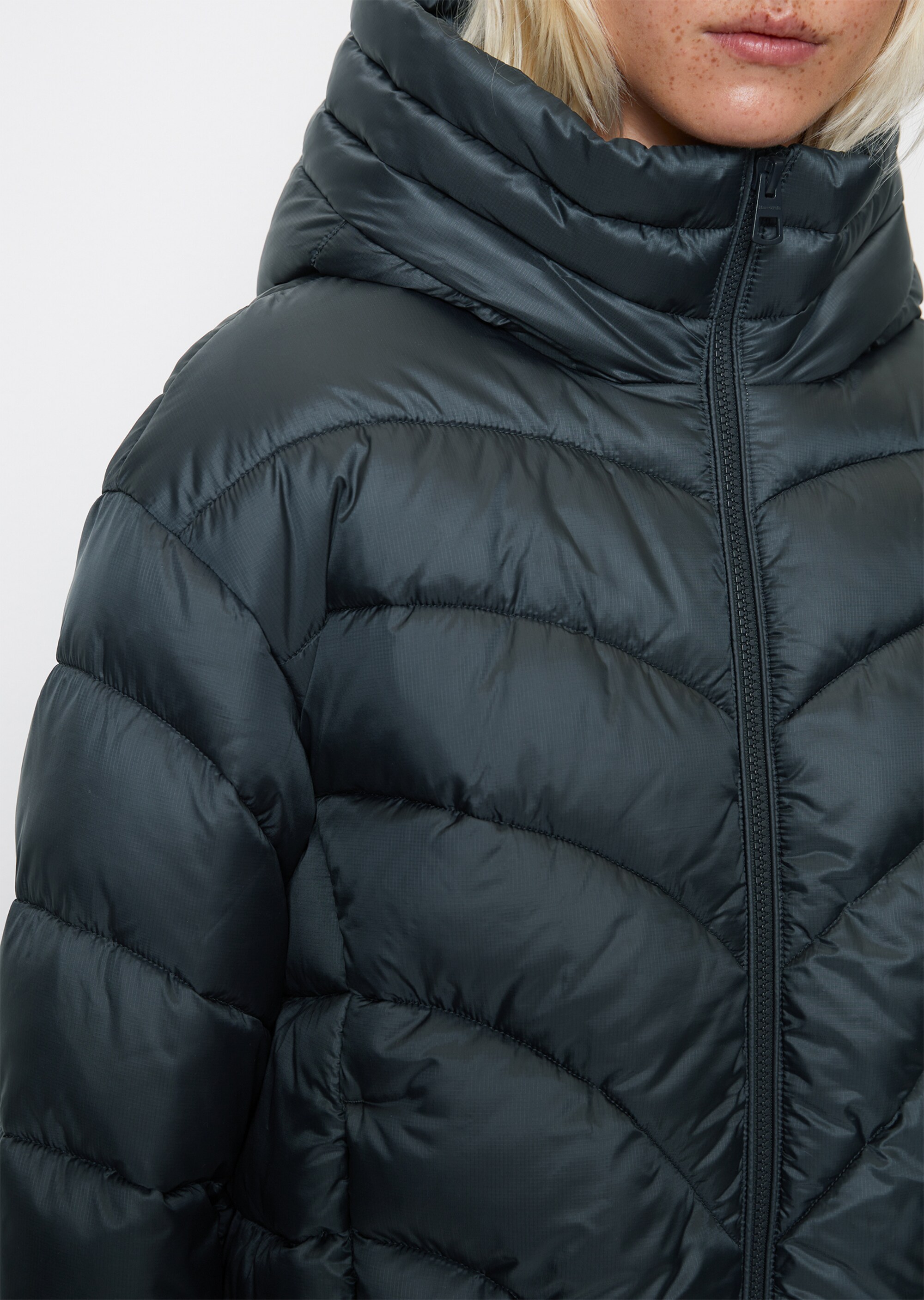 DfC Steppjacke relaxedaus recycelten Materialien