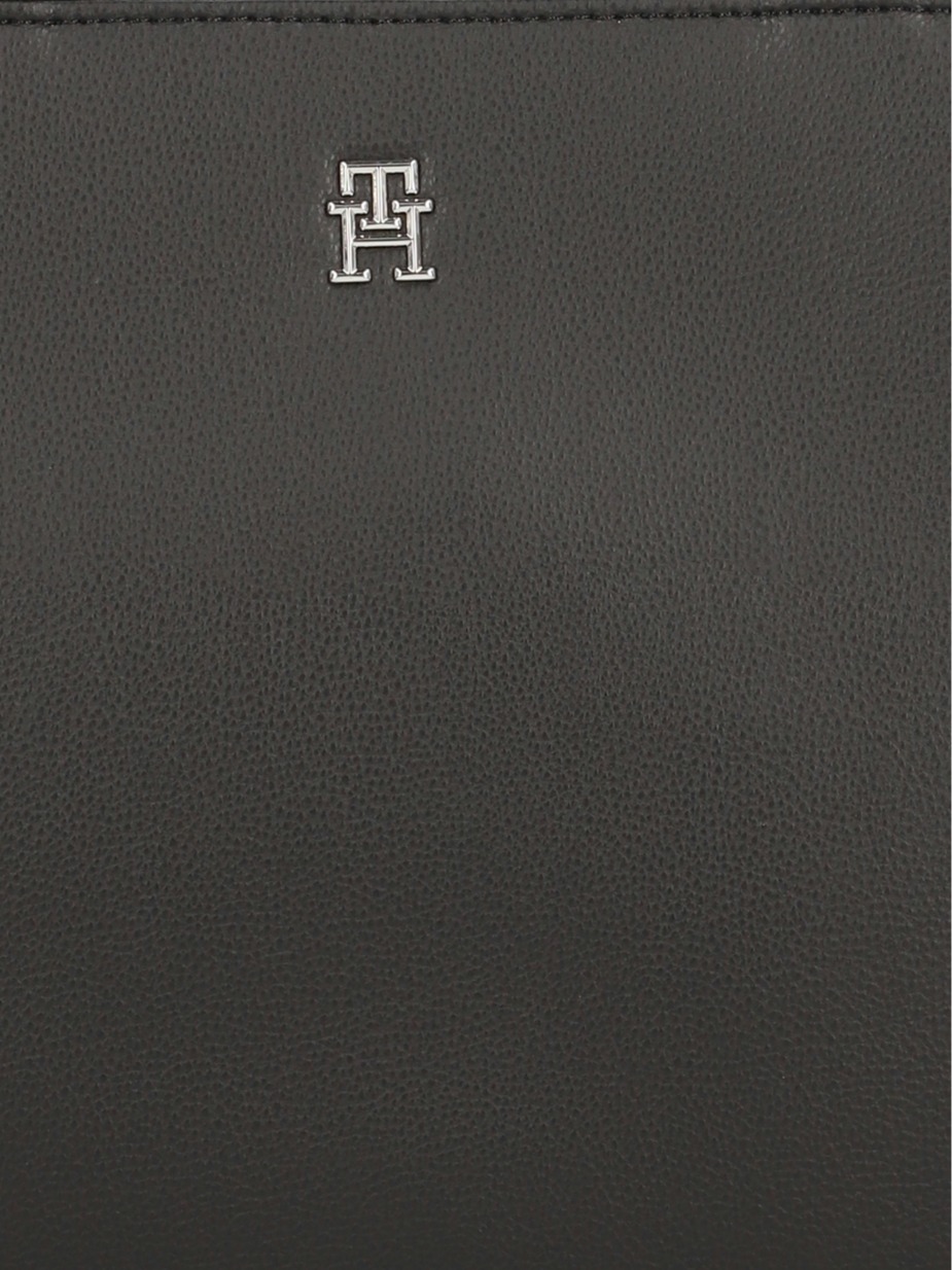 TH ESSENTIAL SC SATCHEL