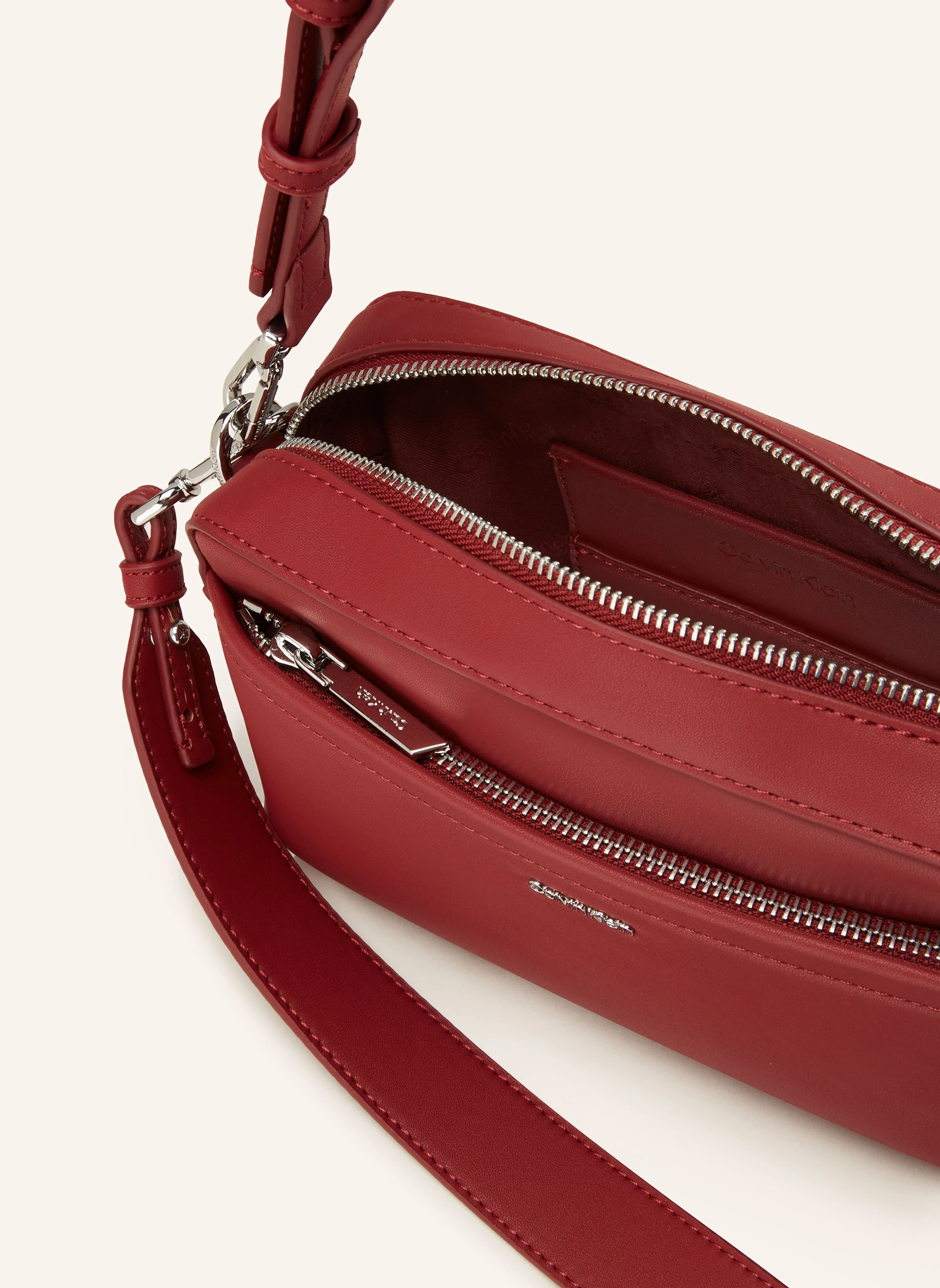 Calvin Klein Umhängetasche