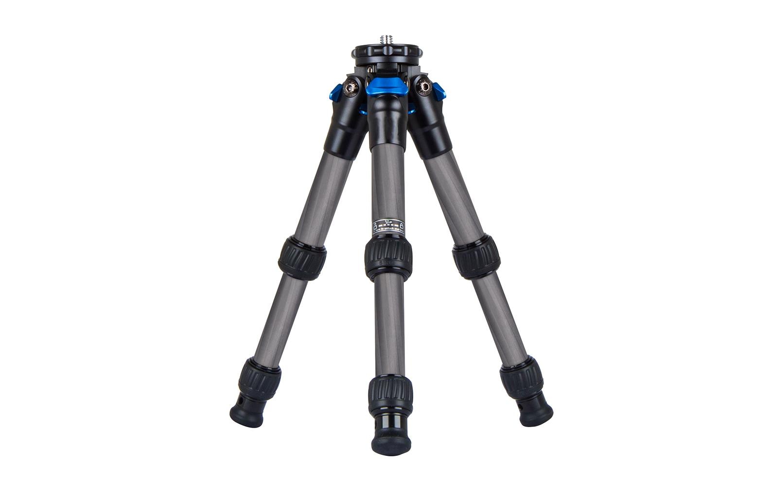 Stativ Compact XL<br>Kompaktes, leichtes und dennoch stabiles Dreibeinstativ