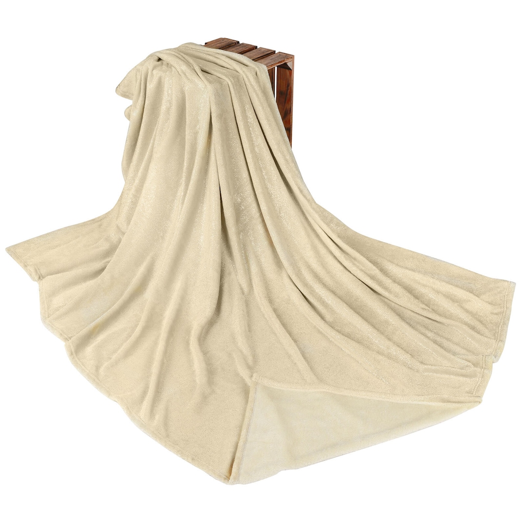 Flanell Kuscheldecke mit Glitter 150 x 200 cm ecru