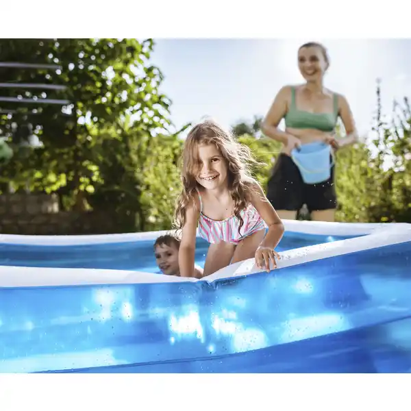 Family-Pool