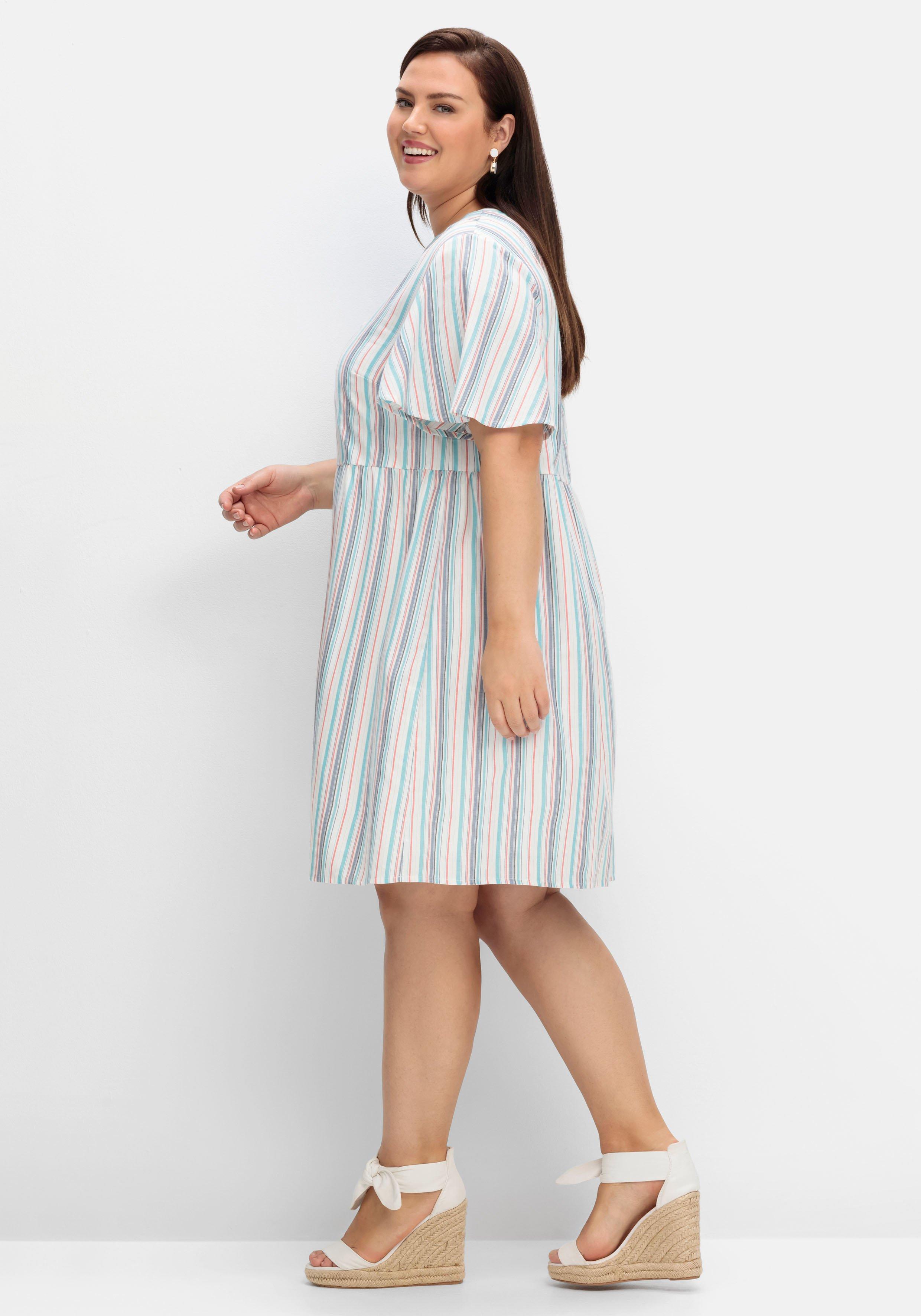 Gestreiftes Kleid mit Taillennaht und weiten Ärmeln