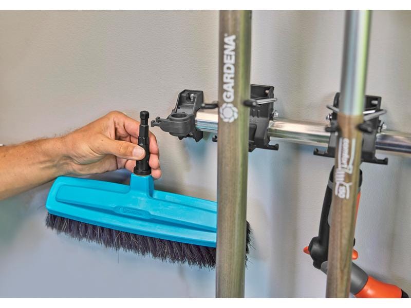 GARDENA Gerätehalter Plus Platzsparende Aufbewahrung für Schwerlast-Gartengeräte