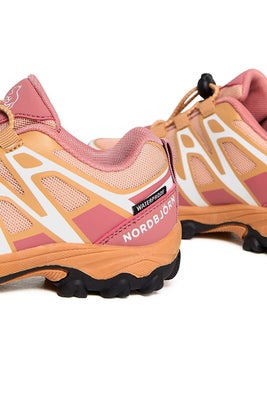 Nordbjørn Mountains Hike WP Sneakers, Mahogany Rose