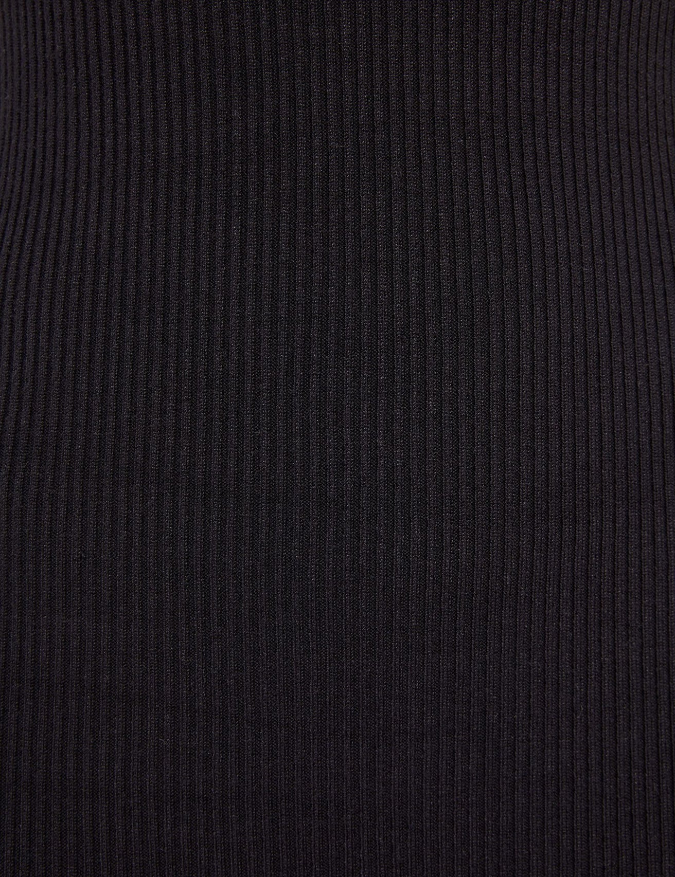 Robe longue côtelée à col montant noire