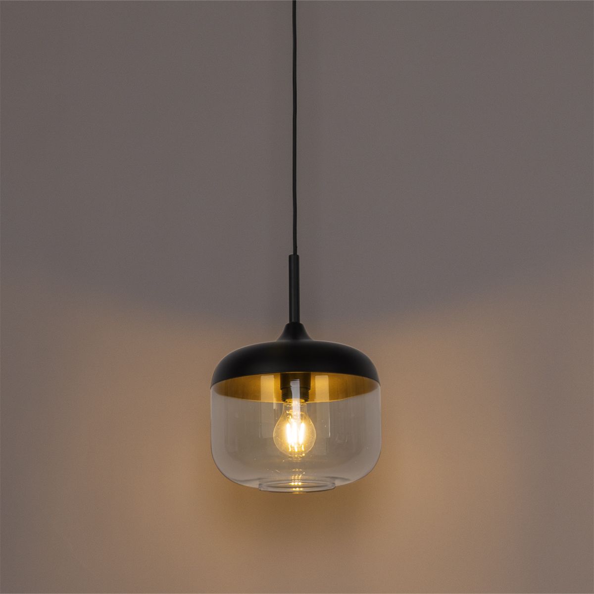 Design hanglamp zwart met goud en smoke glas - Kyan