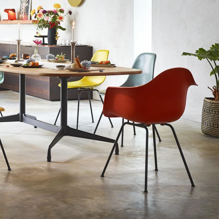 Vitra - Eames Plastic Armchair DAX RE, verchromt / hellgrau (Filzgleiter basic dark)