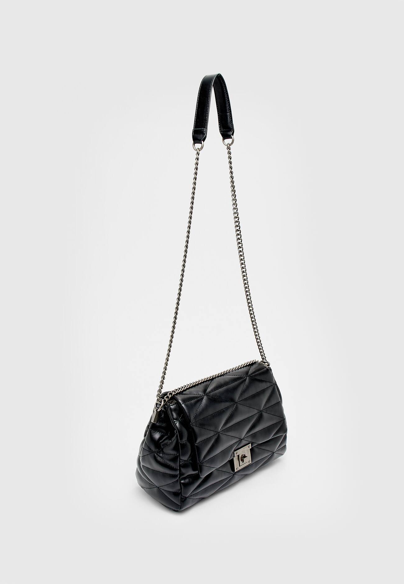 Bolsa transversal grande com matelassê geométrico