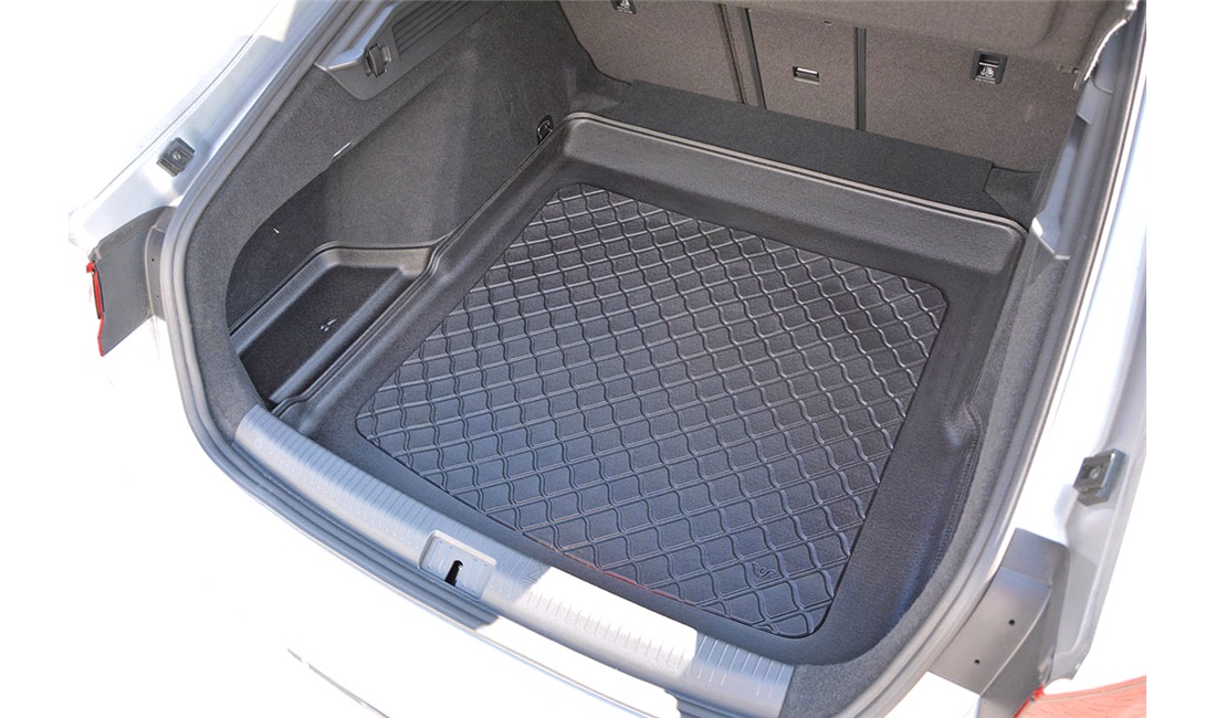 Bagagerumsbakke VW Arteon 4d 06/2017-