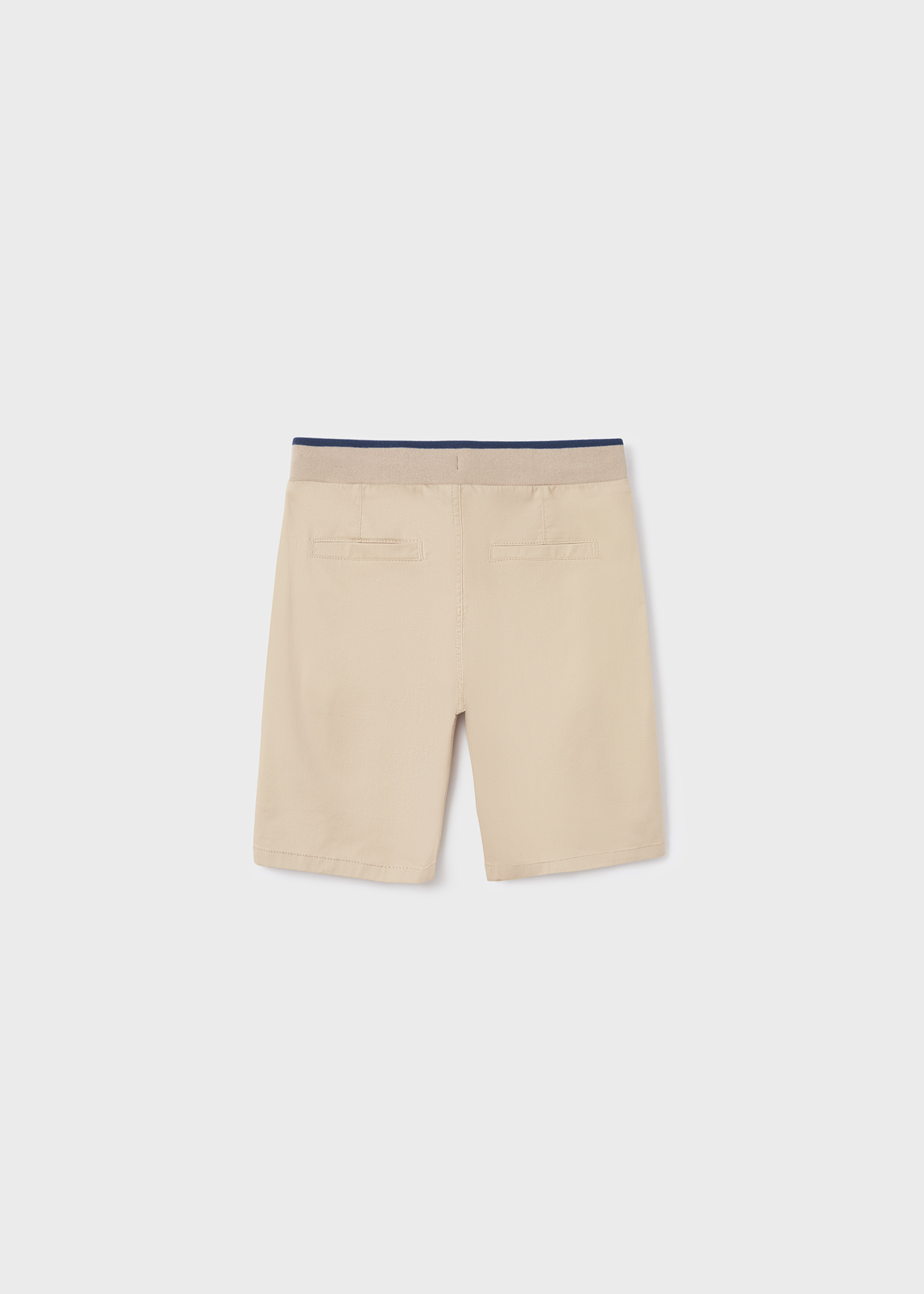 Bermuda infantil de sarja com cintura marcada