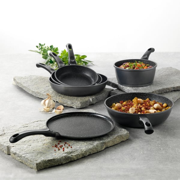 Batterie de cuisine 12 pièces avec revêtement Dur comme la pierre Math