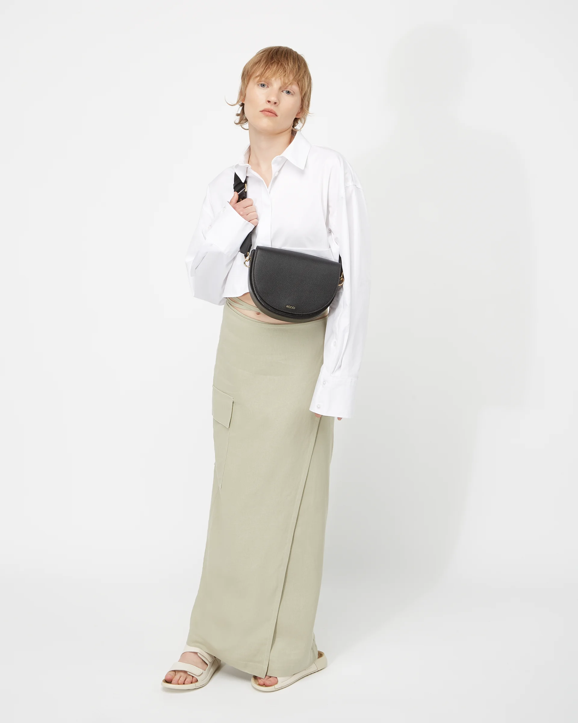 ECCO Saddle Bag Satteltasche aus Leder Schwarz 16X22X9 cm