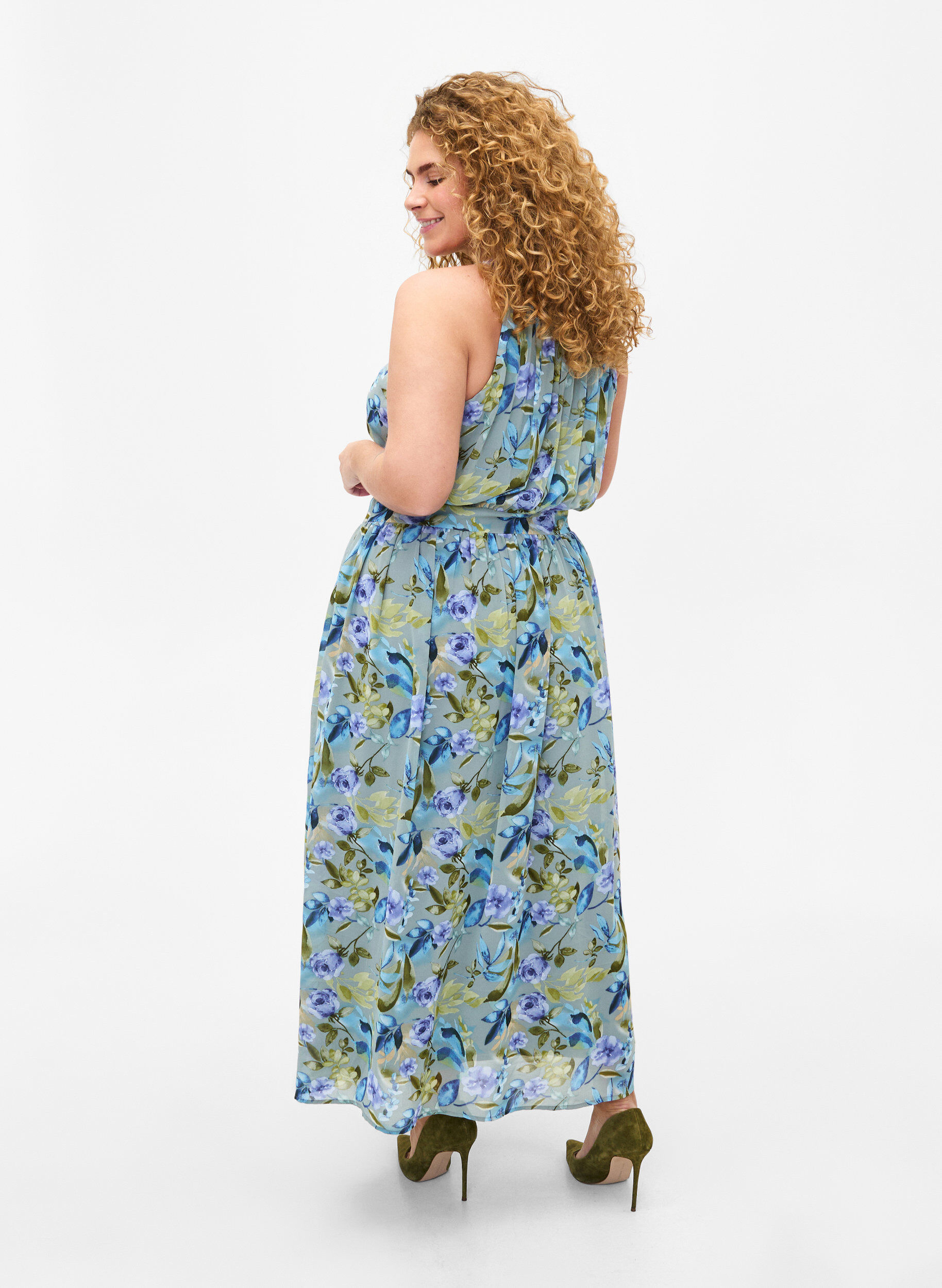 Blomstret maxikjole med halterneck