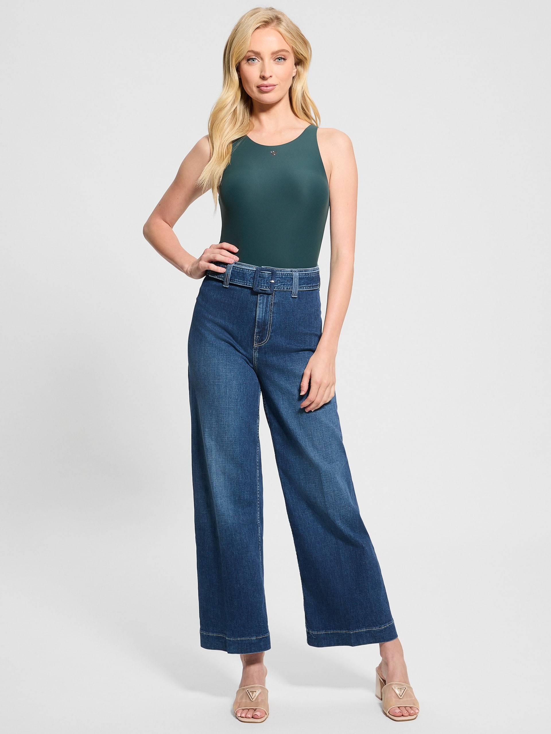 Calça jeans sem costura com cinto Eco Dakota