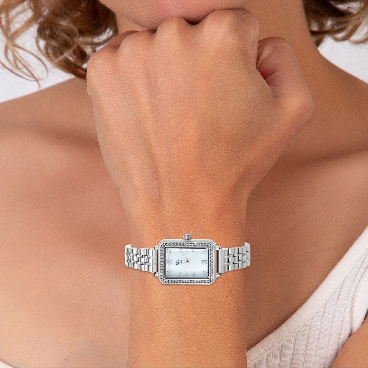 Montre Noélie élégante ornée de Cristaux scintillants SC Crystal