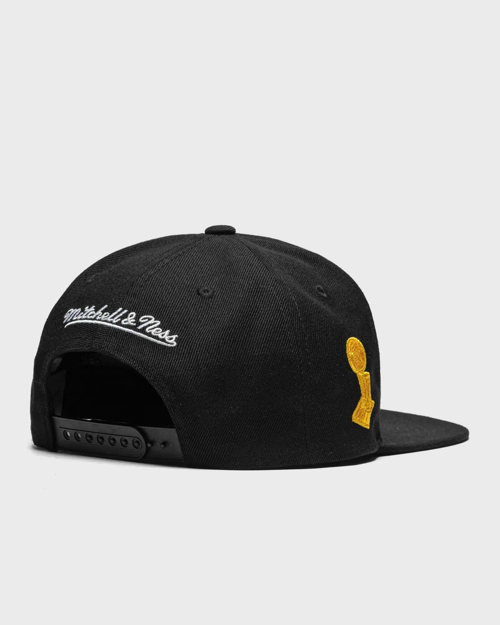 Mitchell & Ness NBA CHAMPS SNAPBACK CAP HWC CLEVELAND CAVALIERS 2016