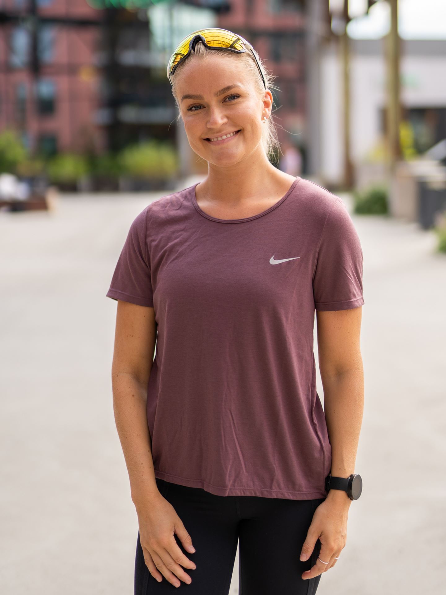 Dri Fit Run Division Short Sleeve Top