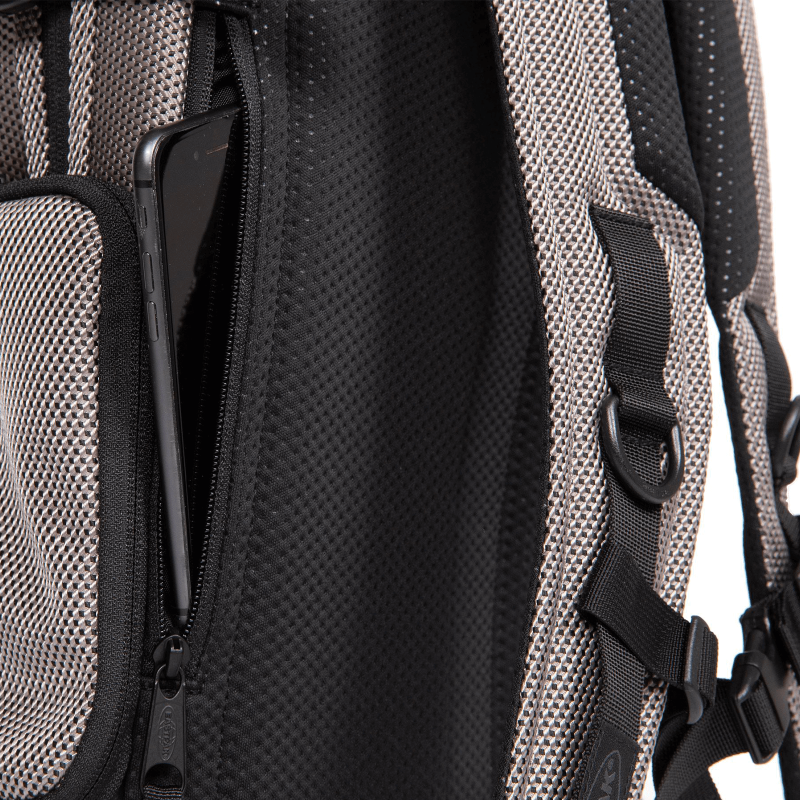 Sac à dos ordinateur 15 pouces Tecum M 19 Litres CNNCT Light Grey