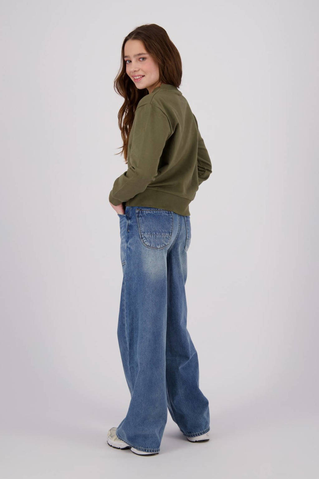 Raizzed sweater Line met tekst armygroen