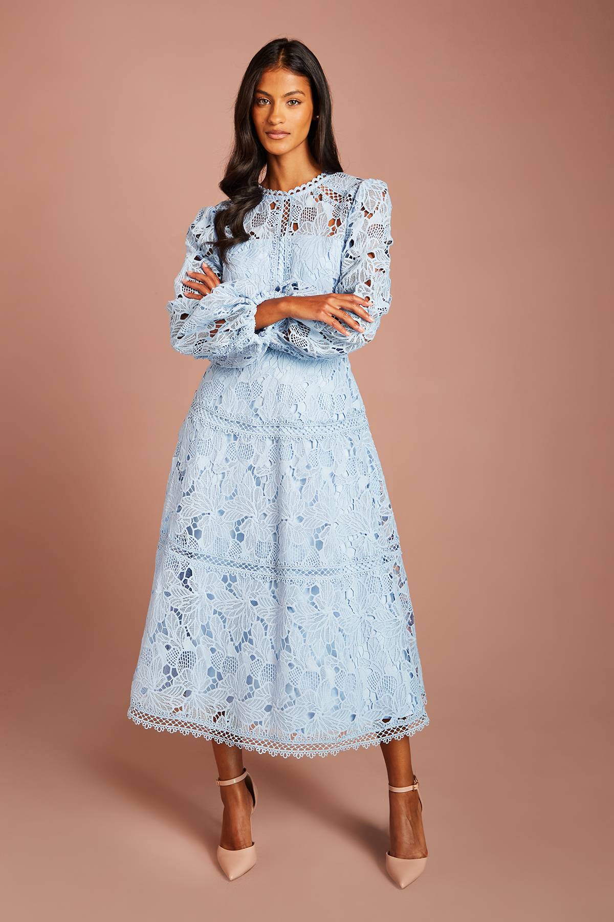 Coast Robe Petite À Manches Longues Avec Empiècements En Dentelle