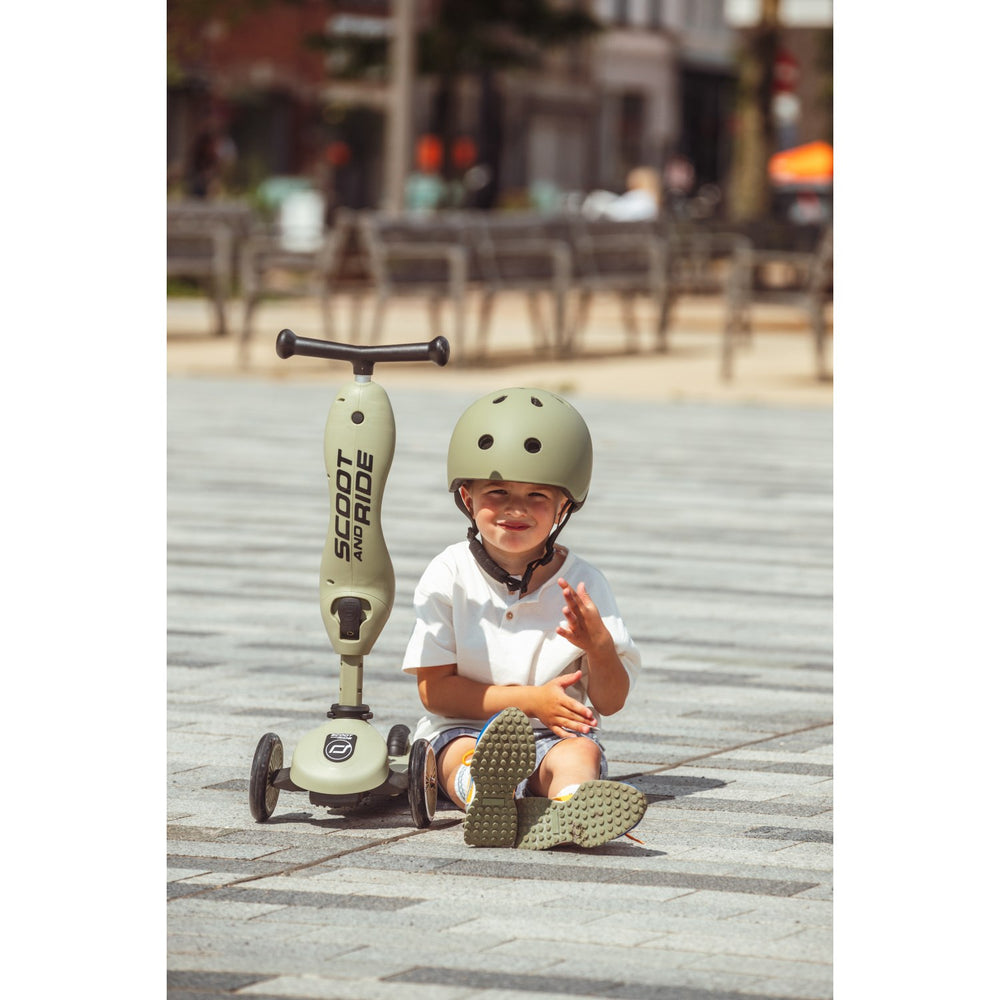 Køb Scoot and Ride Olive Helmet