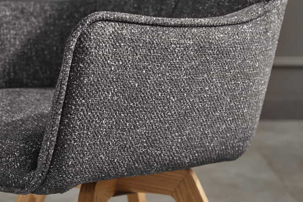 Drehbarer Design Stuhl VOGUE anthrazit natur Strukturstoff Eichenholz 360° mit Armlehne