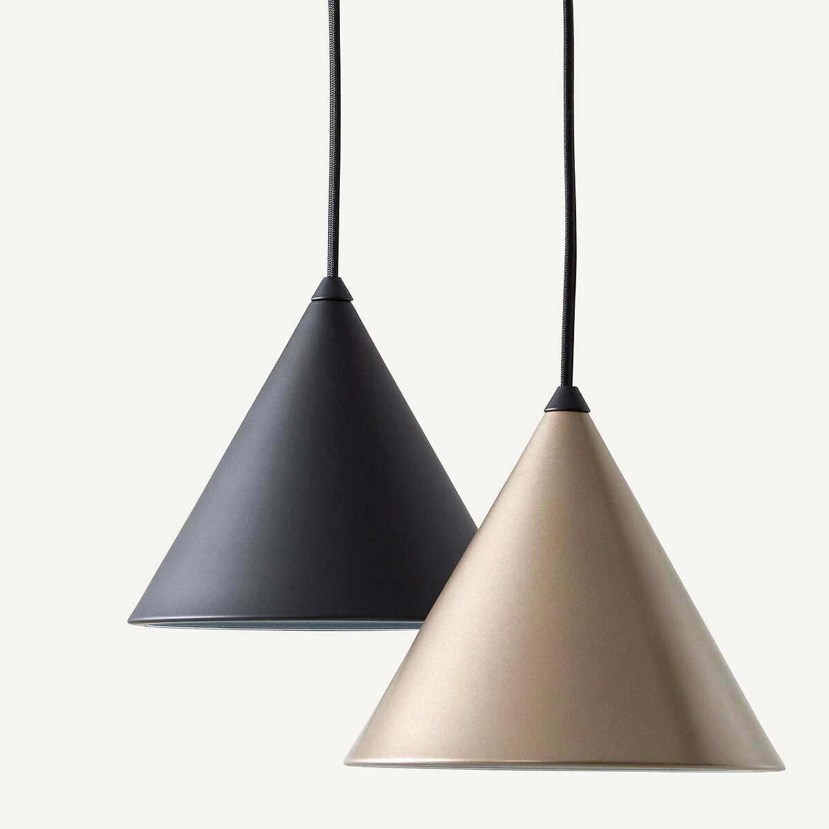 AM.PM<br>Luminária pendente cônica com 19 cm de diâmetro, Moke