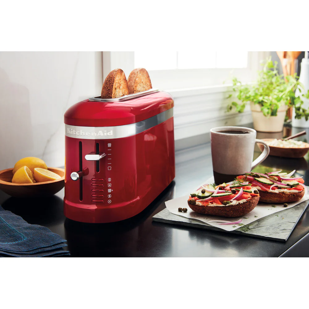 grille pain avec 2 fentes longue 900W rouge empire argent Kitchenaid