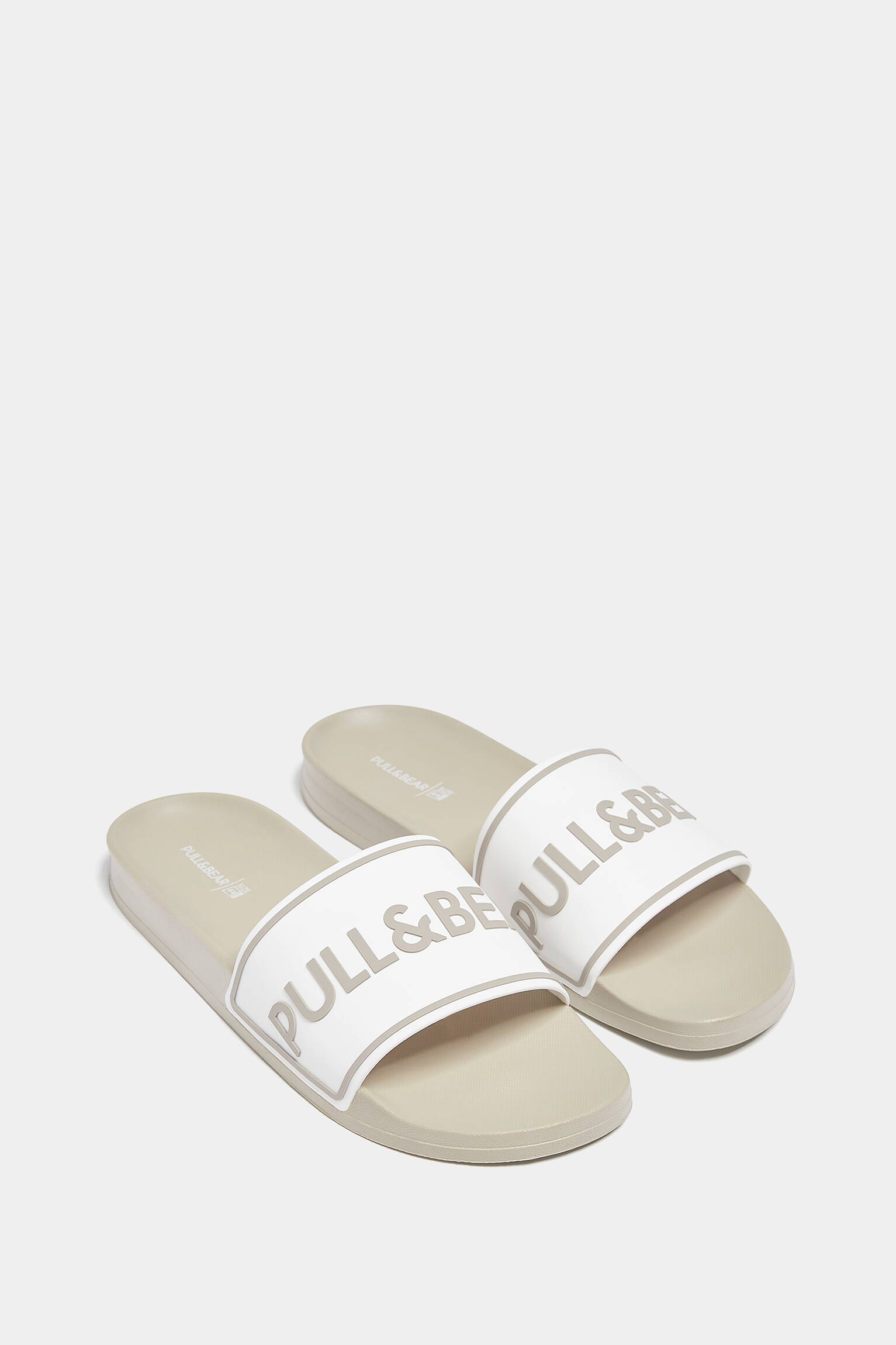 CHINELO DE BORRACHA - CRU