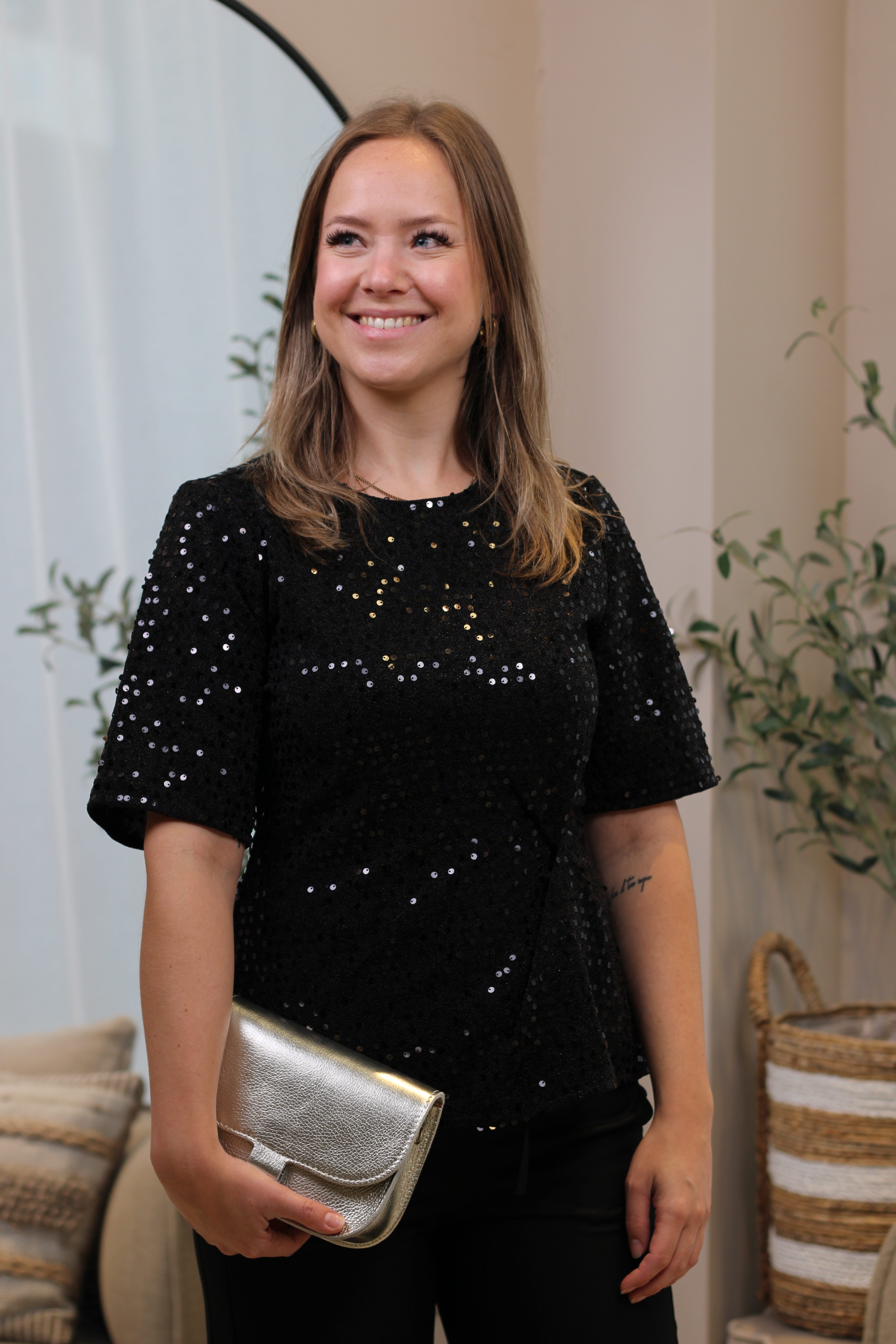 Culture - Tamera Sequin Blouse - Black