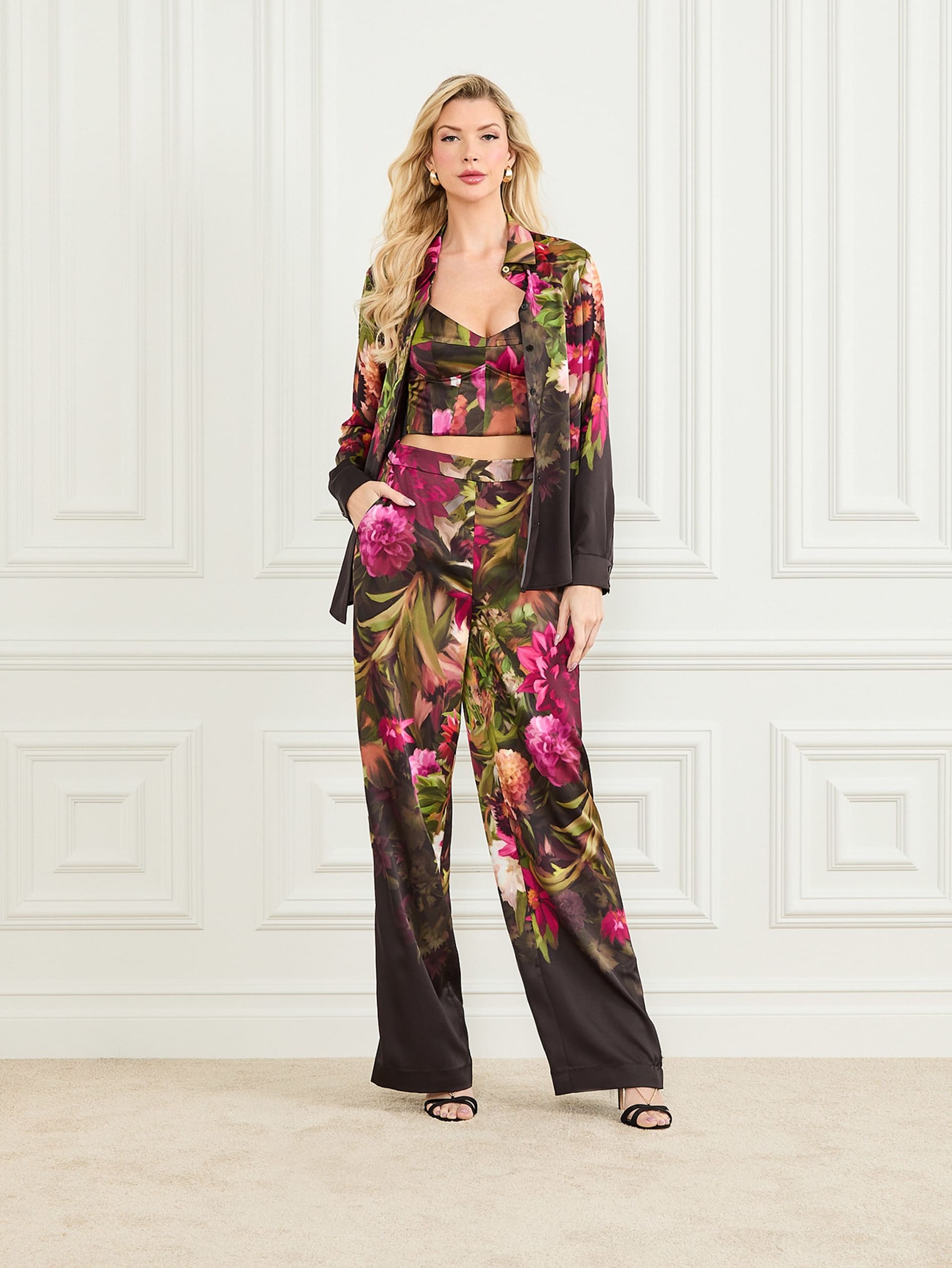 Blusa com estampa de ícones