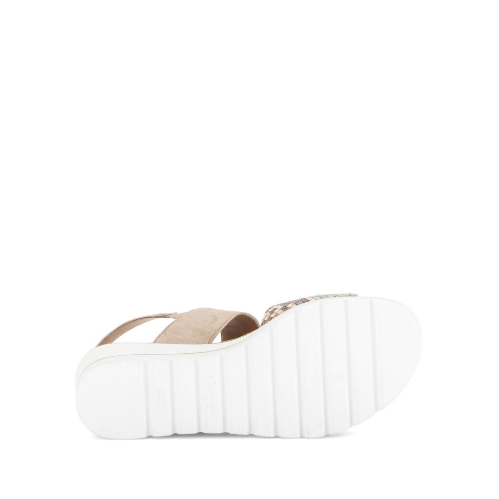 Sandale met plateauzool beige