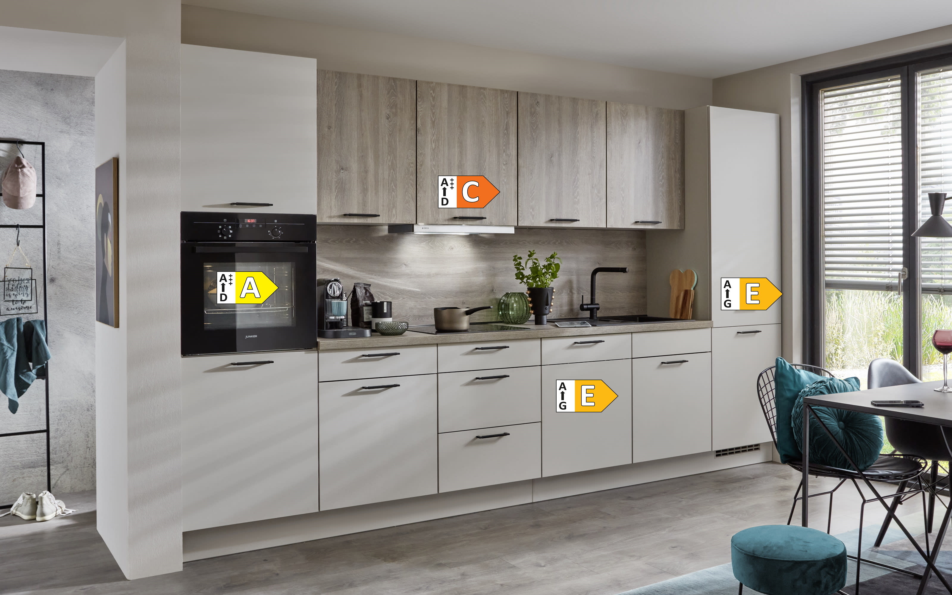 Einbauküche Lenzen/Rosian, seidengrau/Eiche Bergamo Nachbildung, inkl. AEG Elektrogeräte