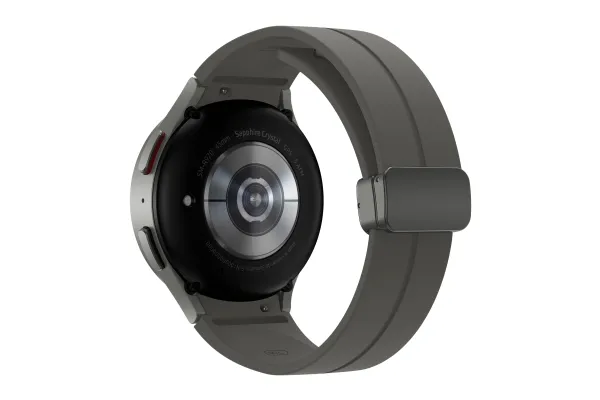 [OUTLET] - Samsung® | Galaxy Watch5 Pro - 45 mm - titanium - smart ur med sportsbånd - display 1.4