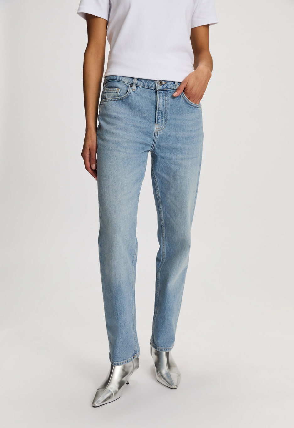 Silvercreek Liv Straight Jeans