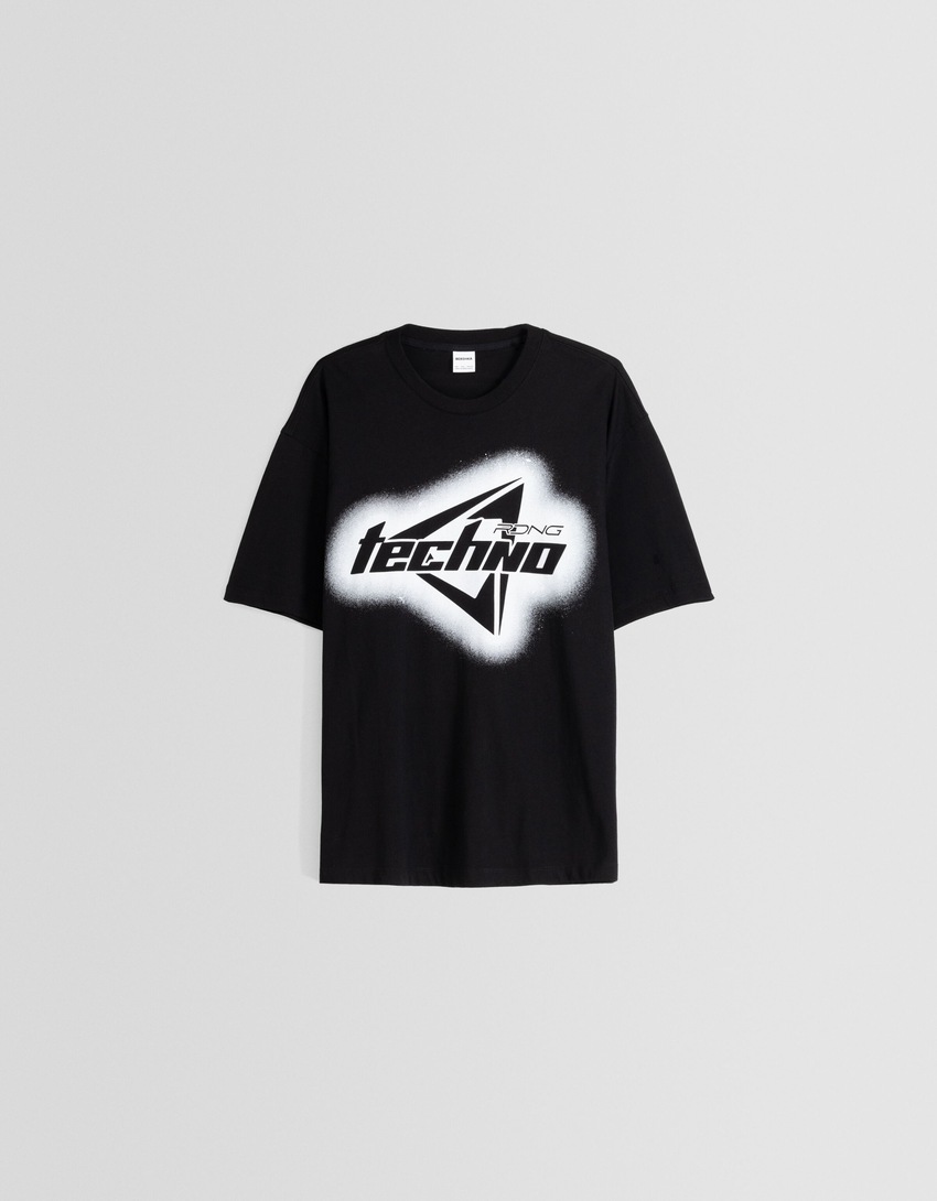 Camiseta de manga curta com estampa e modelagem quadrada