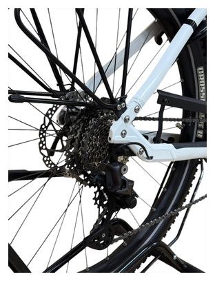 Produit reconditionné . Flyer Upstreet 5 7.12 XC Shimano deore 2022 . Vélo électrique . Flyer . très bon état