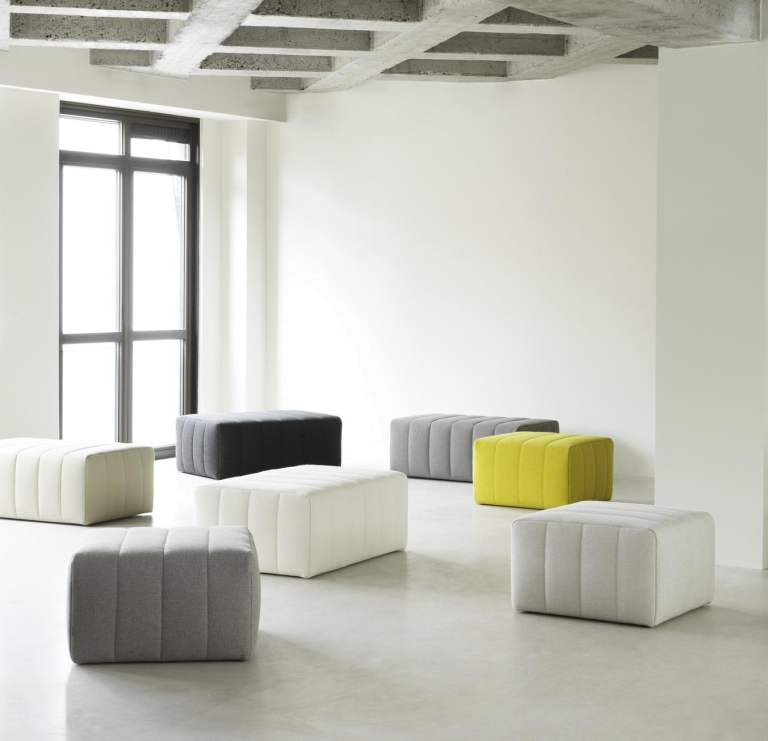 Normann Copenhagen Scene poef small lichtgrijs