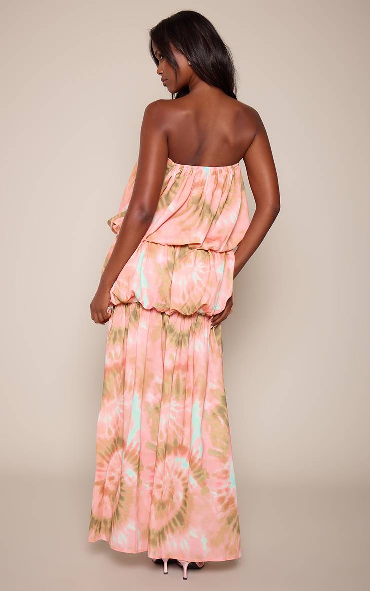 Pêche Robe Maxi Imprimée À Encolure Cœur Et Volants Étagés