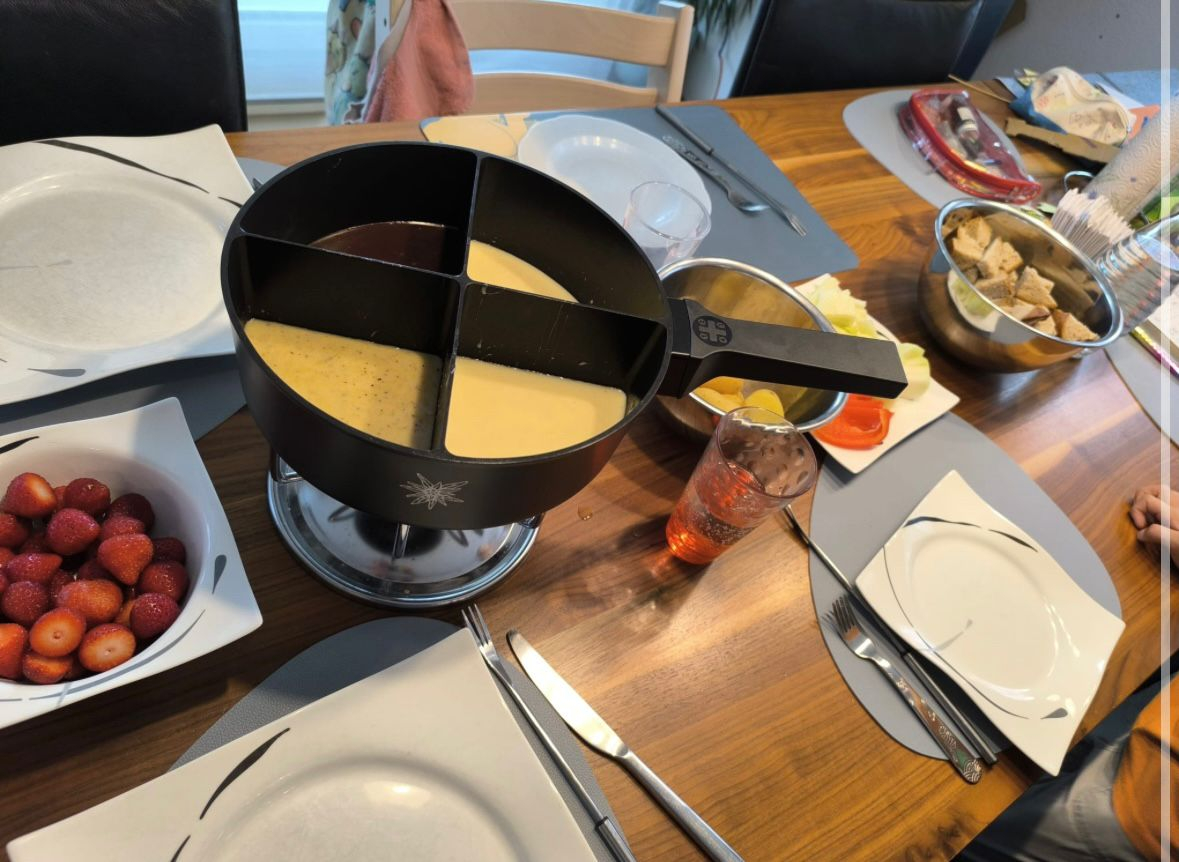 Ø25cm 4in1 Gusseisen Fondue Caquelon für Käse / Chinoise / Schokolade Fondue (DT-01577) - Schwarz