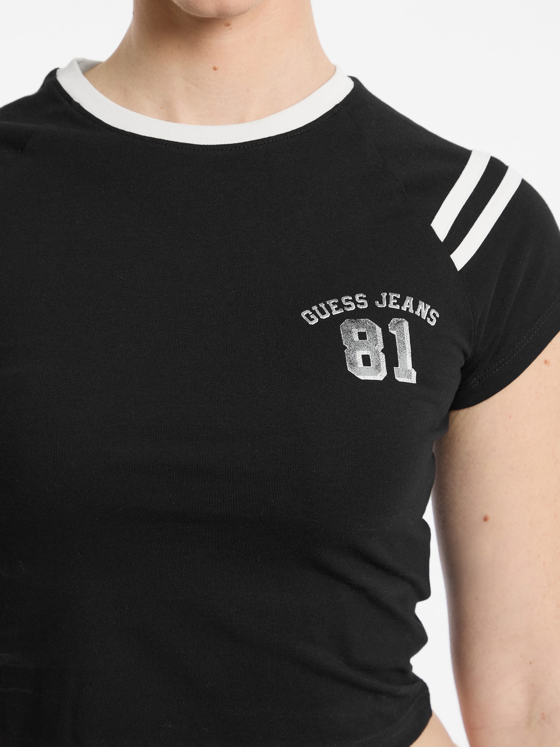 Camiseta Raglan 81