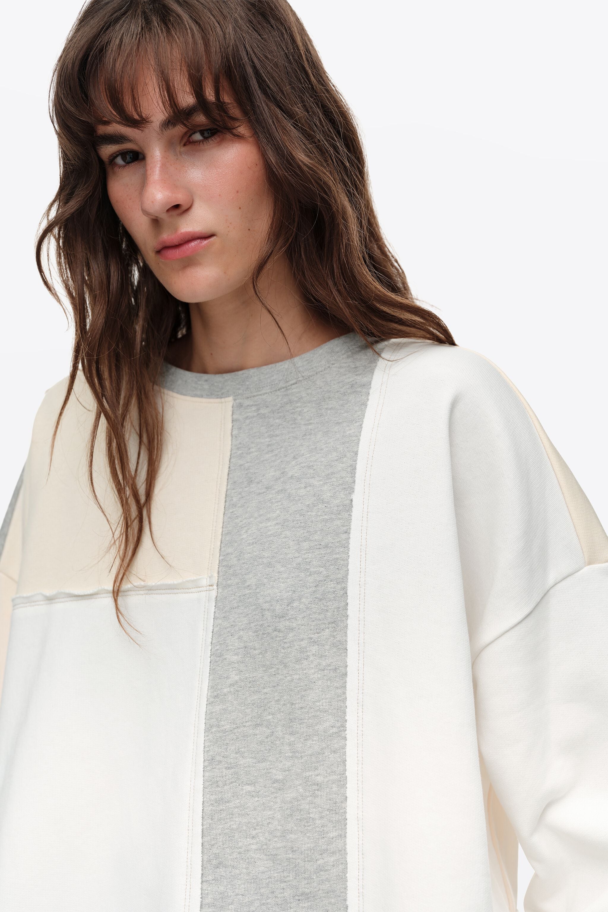 Moletom oversized de algodão com patchwork na cor marfim