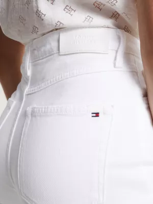 Calça jeans branca reta e relaxada de cintura alta