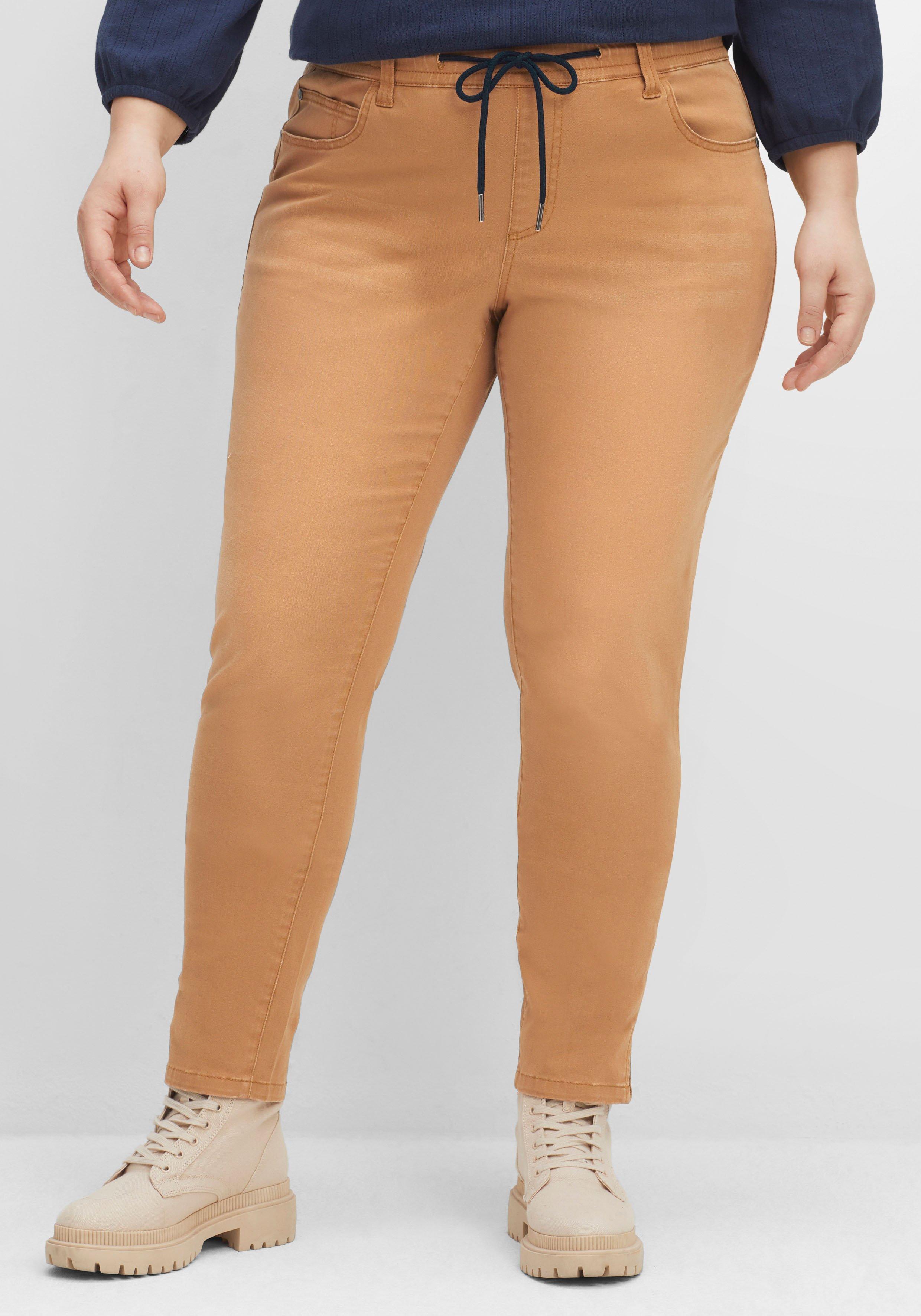 Schmale Colored- Jeans mit Schlupfbund