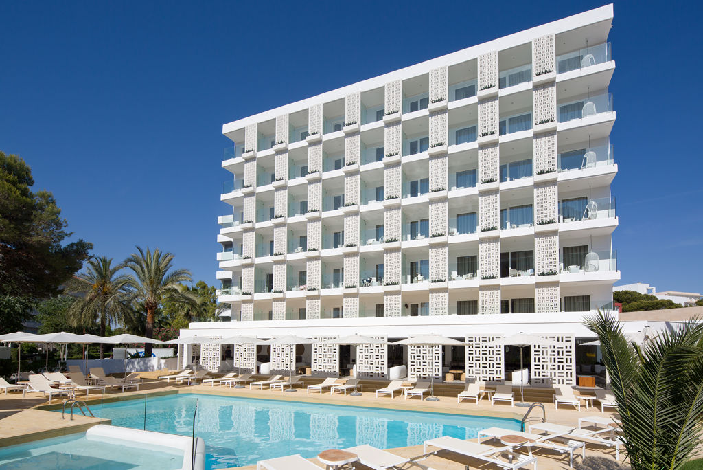 HM Balanguera Beach Logies en ontbijt - Hotel