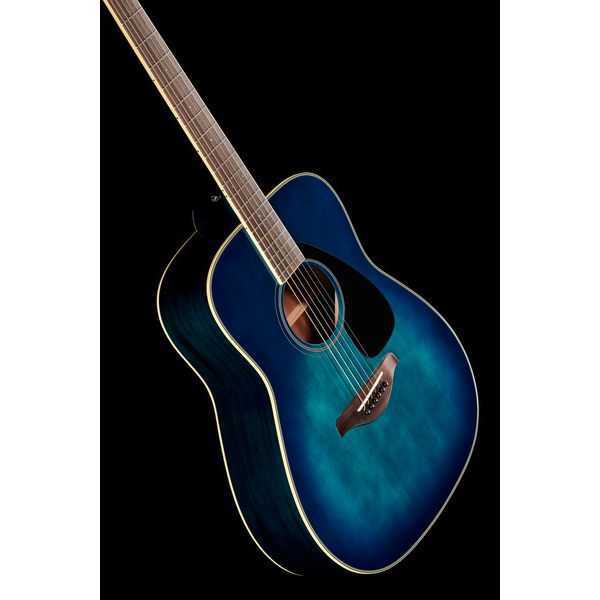 Yamaha FG820 SBII