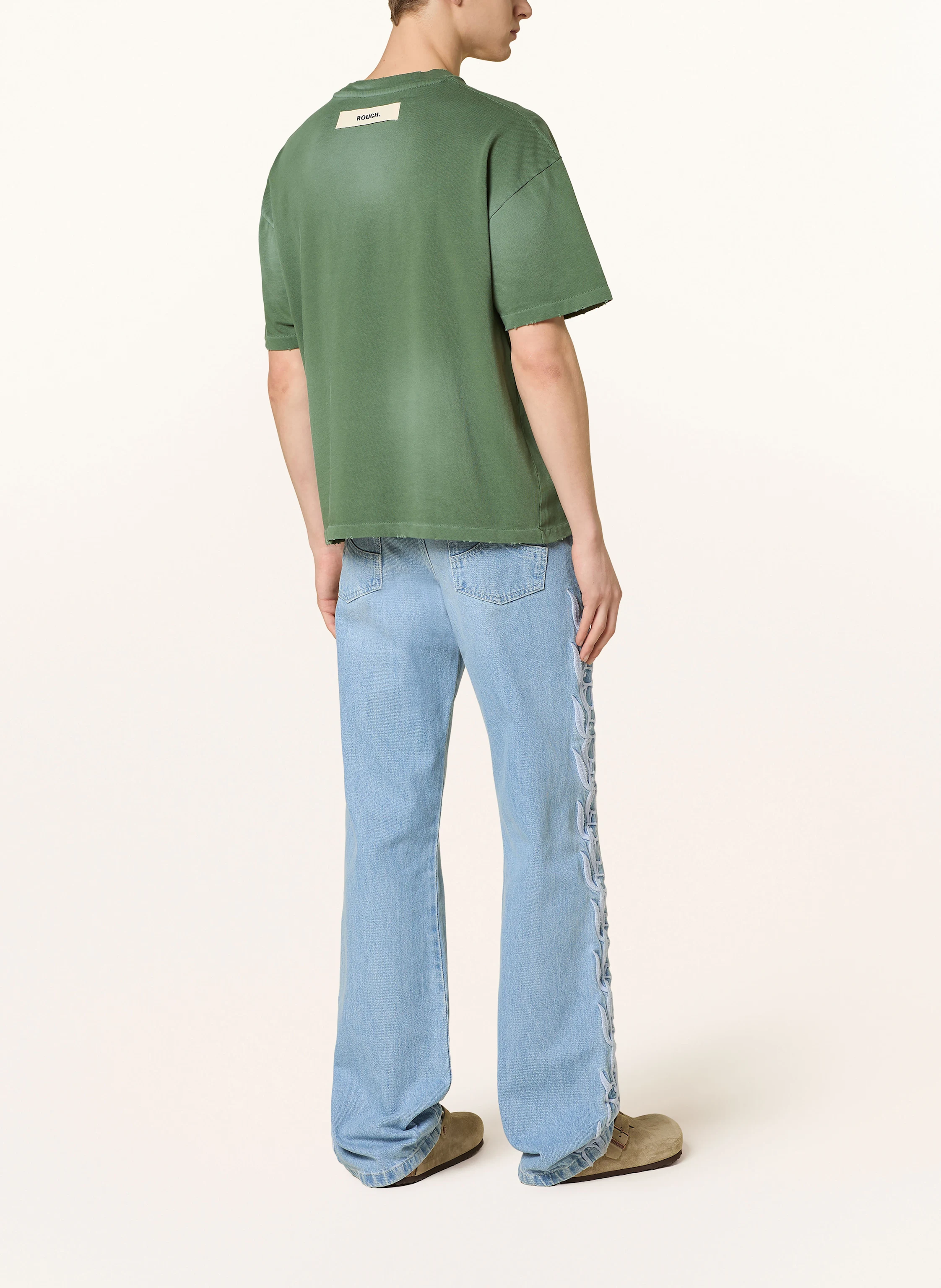 rough. T-Shirt