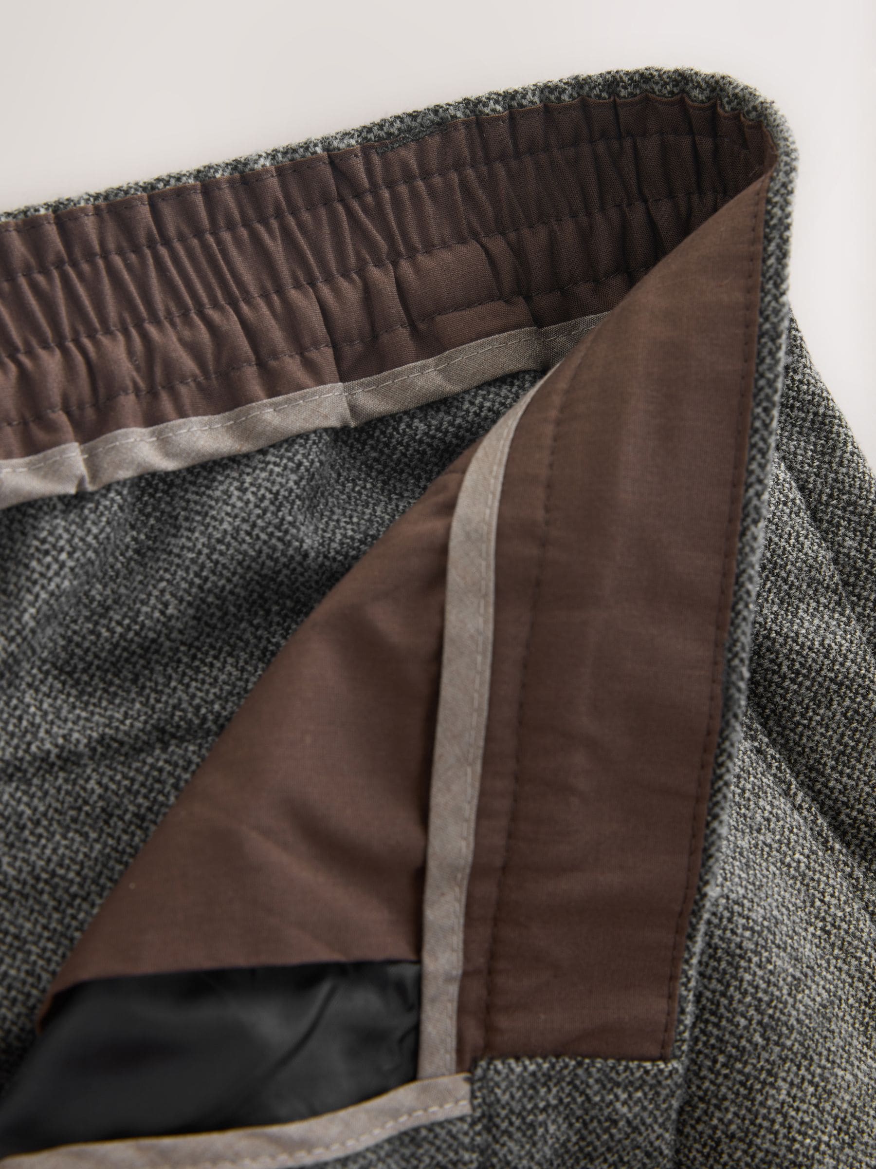Grijs - Regular Fit Smart Elasticated Back Textured Trousers With Wool