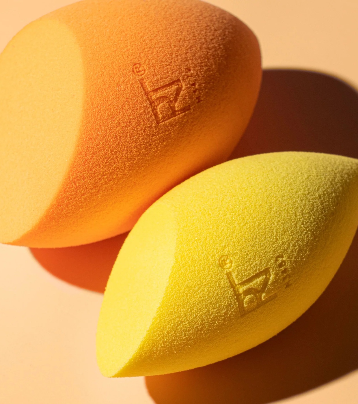 Real Techniques - Sponge Duo Miracle Dewy Seamless Finish
